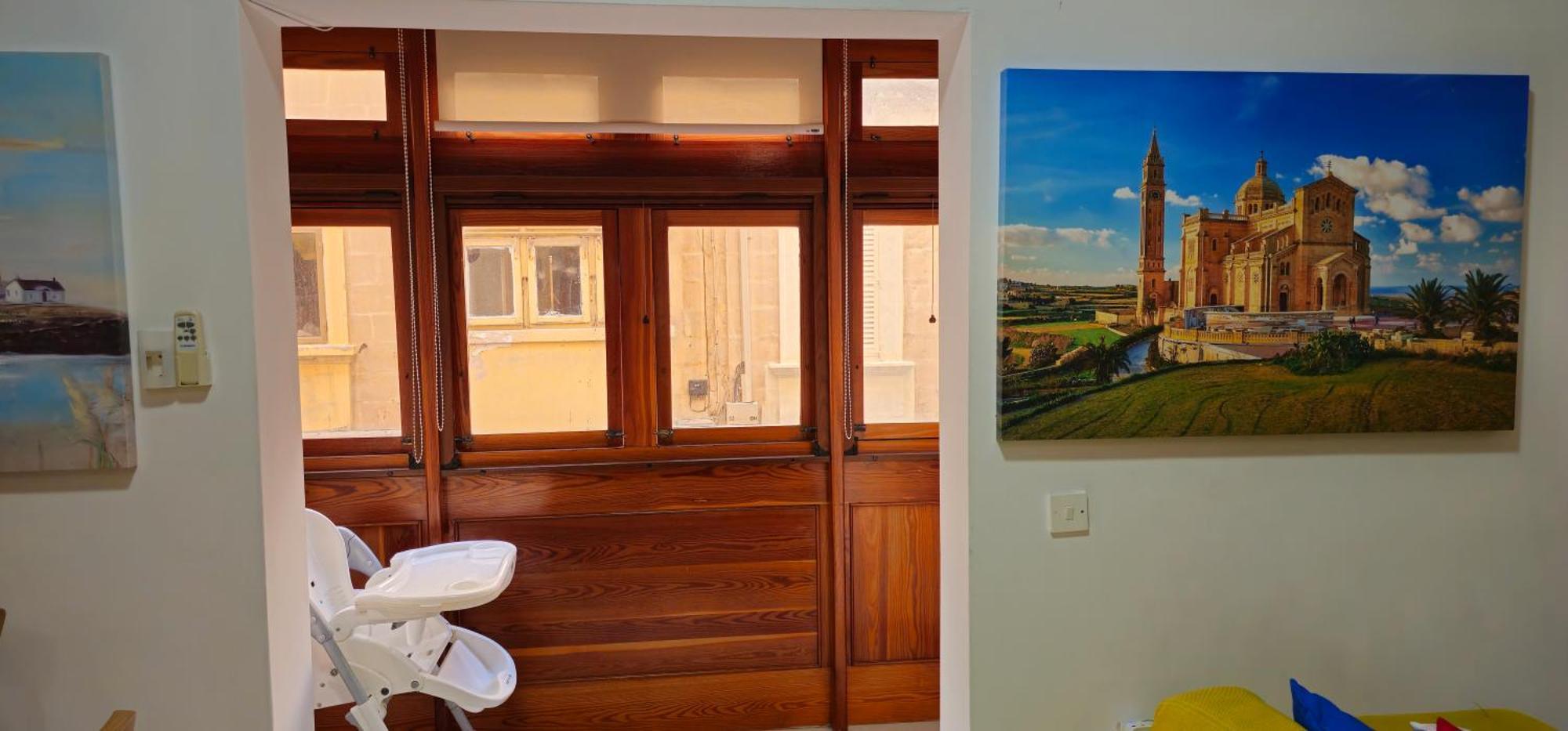 3 Floors Villa On Promenade 4 Bedrooms 3 Bathrooms Sliema Esterno foto