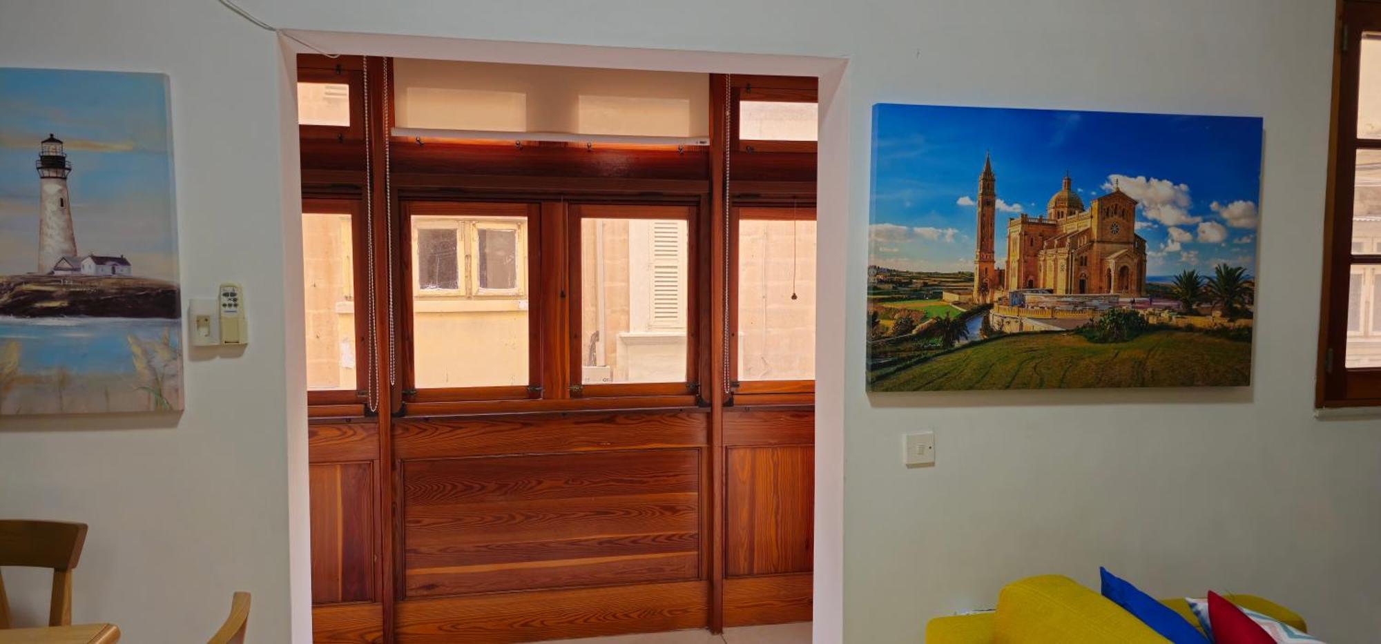 3 Floors Villa On Promenade 4 Bedrooms 3 Bathrooms Sliema Esterno foto