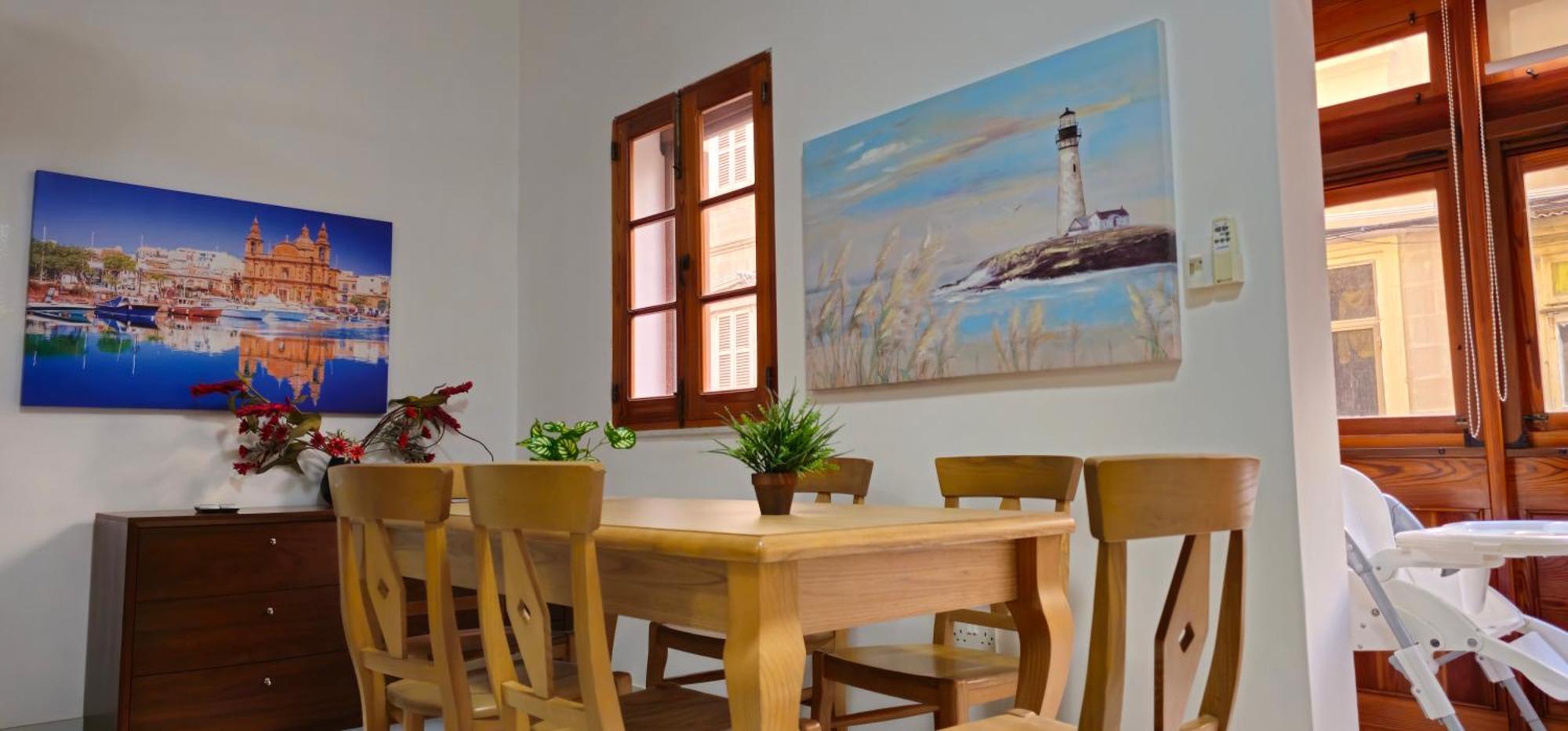 3 Floors Villa On Promenade 4 Bedrooms 3 Bathrooms Sliema Esterno foto