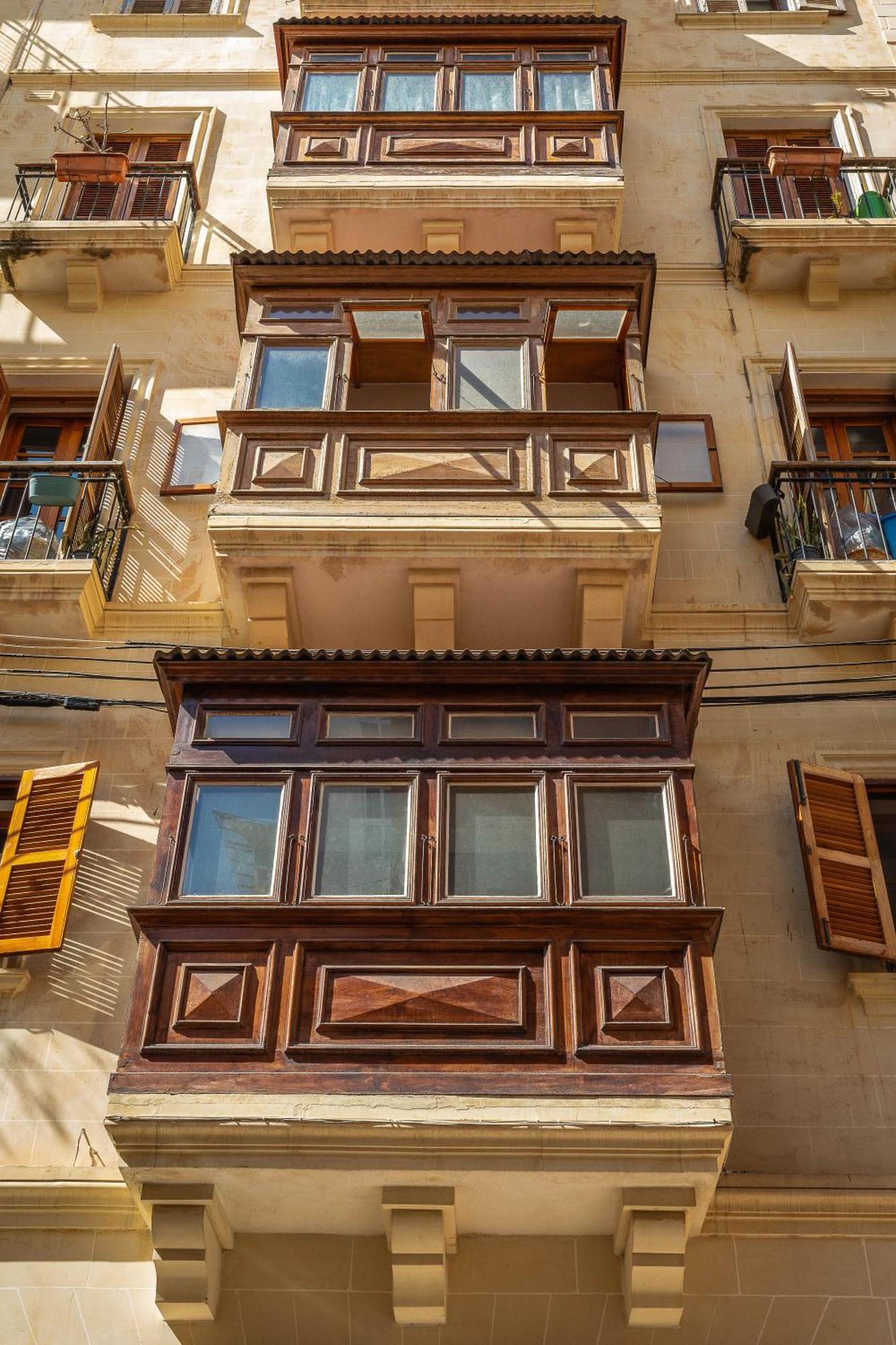 3 Floors Villa On Promenade 4 Bedrooms 3 Bathrooms Sliema Esterno foto
