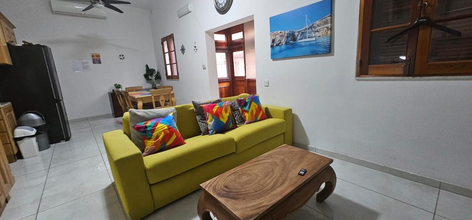 3 Floors Villa On Promenade 4 Bedrooms 3 Bathrooms Sliema Esterno foto